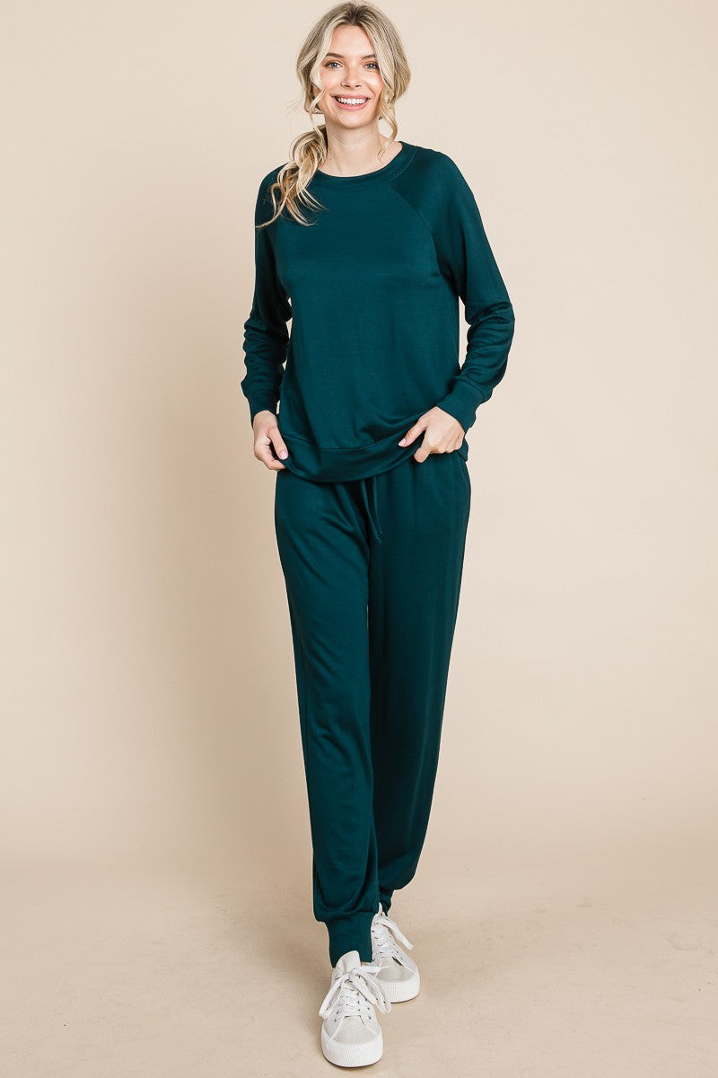 Set Super Lady Round Neck Raglan Sleeve Top and Drawstring Pants Lounge Set