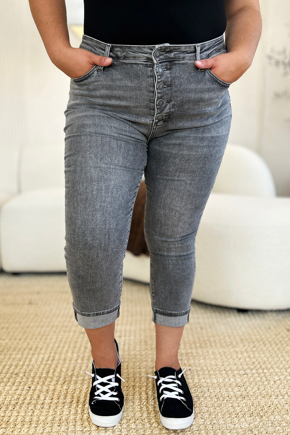 BOTTOM Judy Blue Full Size Button Fly High Waist Cuffed Capris
