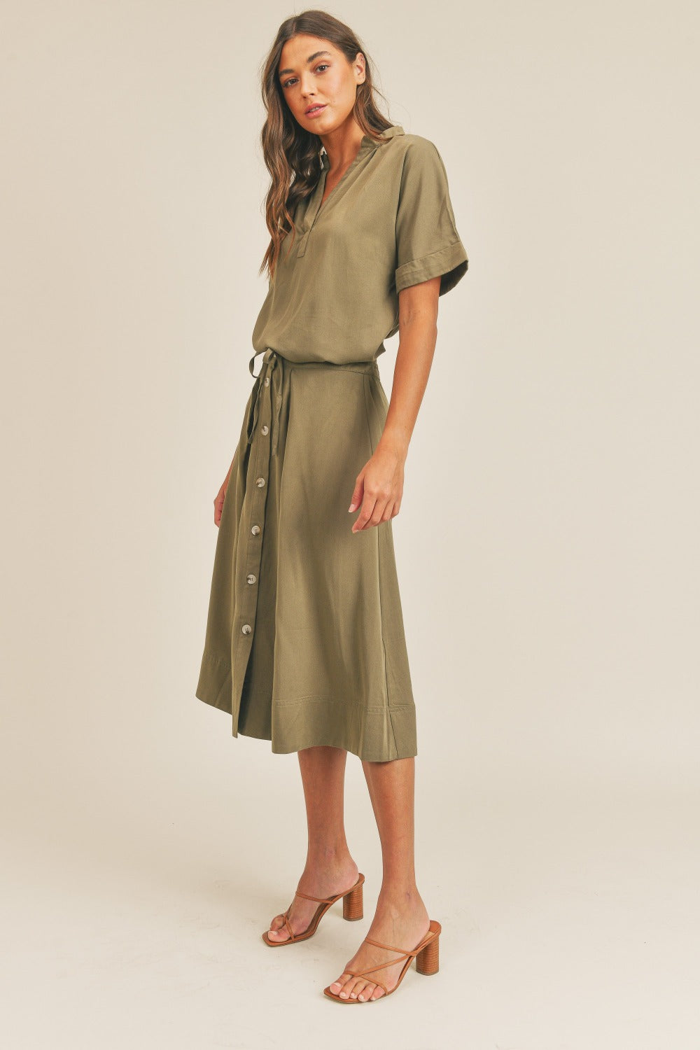 Set MABLE Short Sleeve Top and Button Down Midi Skirt Set