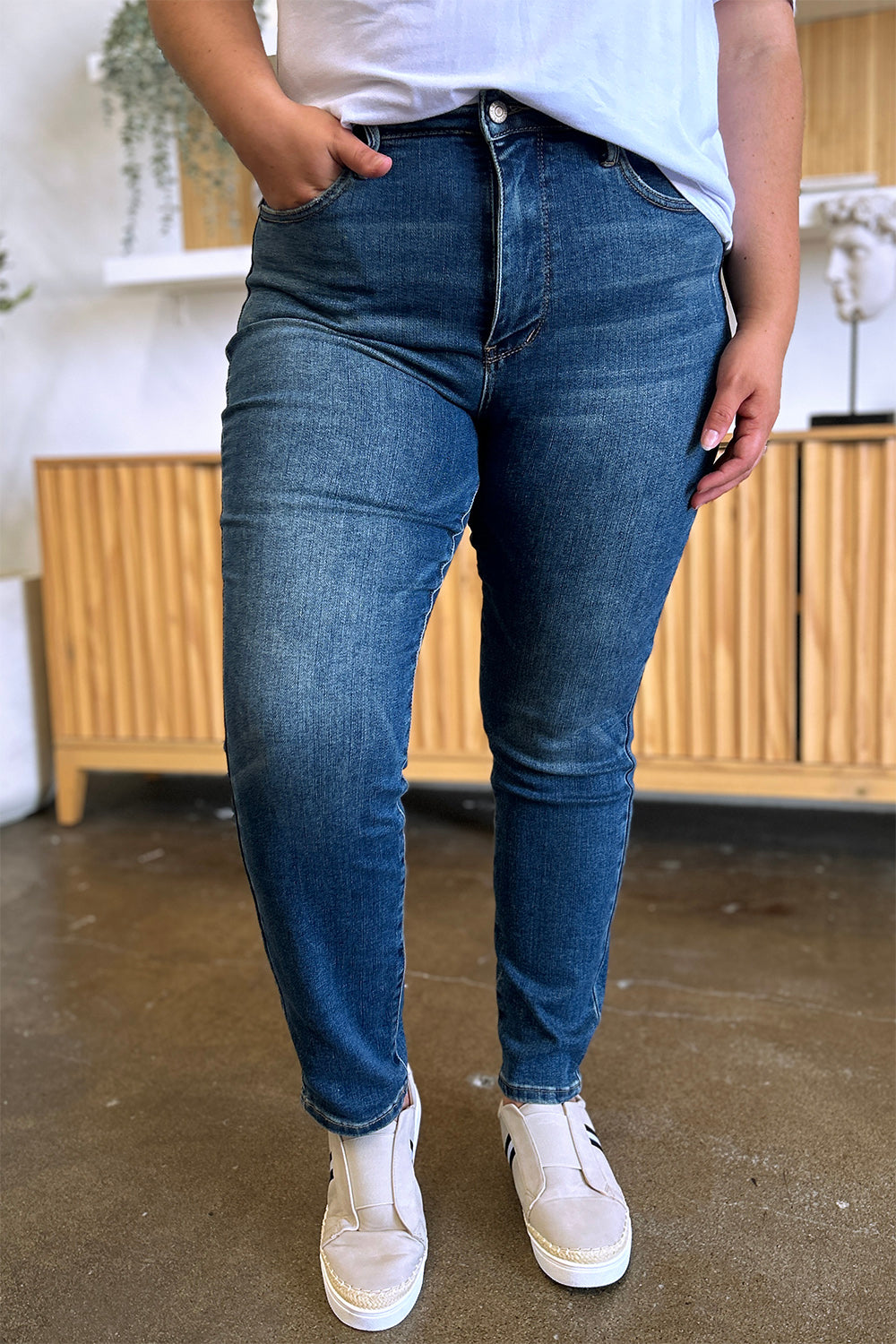 BOTTOM Judy Blue Full Size Tummy Control High Waist Slim Jeans