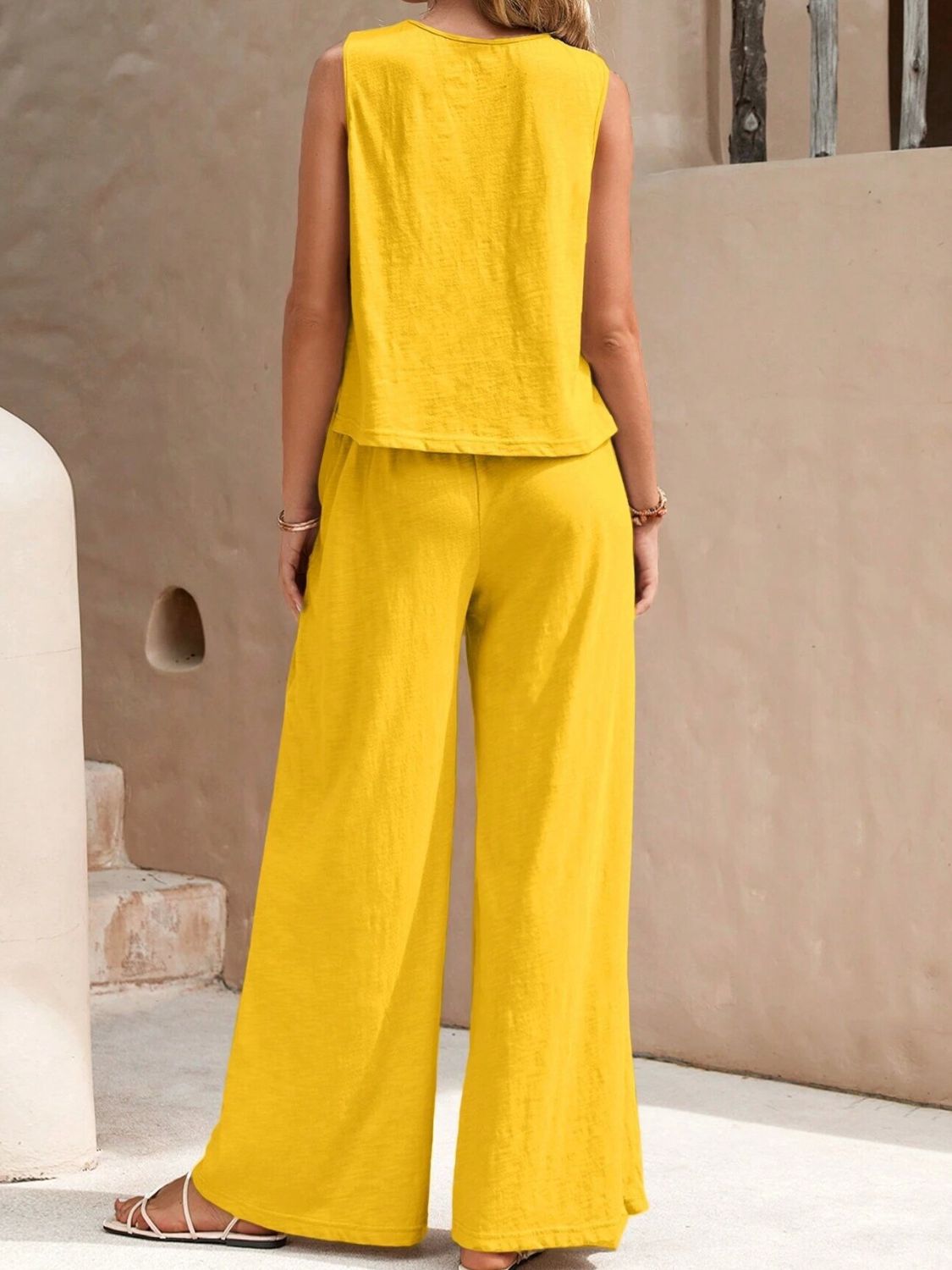 Set Round Neck Sleeveless Top and Wide Leg Pants Set
