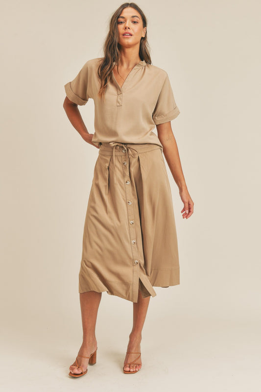 Set MABLE Short Sleeve Top and Button Down Midi Skirt Set