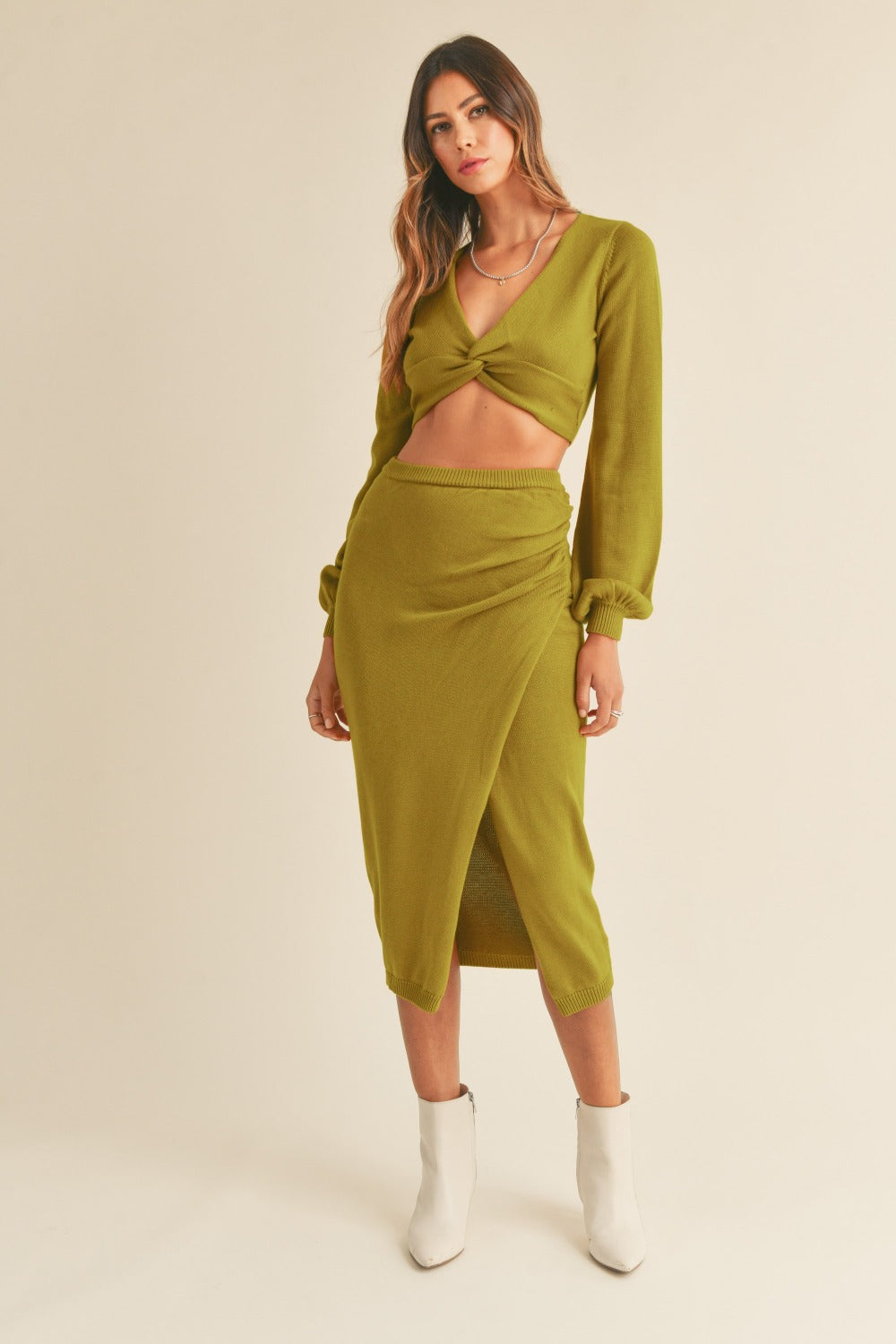 Set MABLE Front Twisted Knit Top and Midi Skirt Set