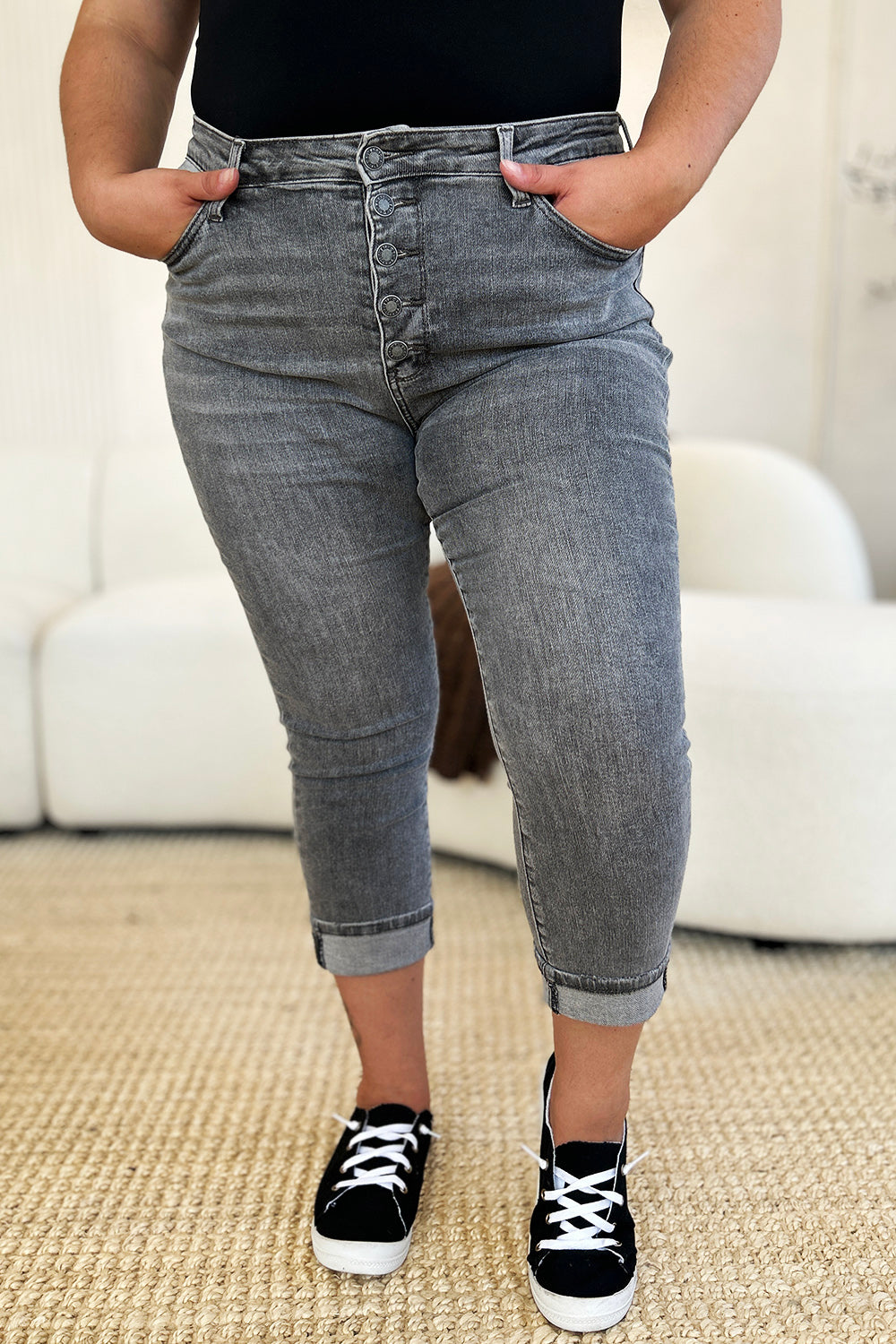 BOTTOM Judy Blue Full Size Button Fly High Waist Cuffed Capris