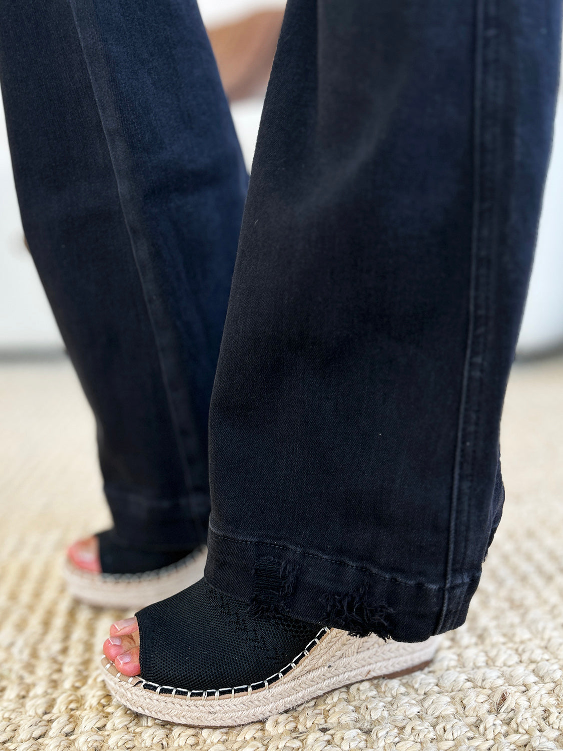 BOTTOM Judy Blue Full Size High Waist Distressed Flare Jeans