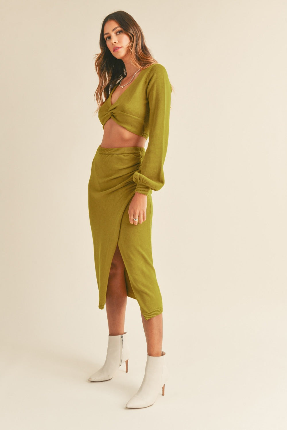 Set MABLE Front Twisted Knit Top and Midi Skirt Set