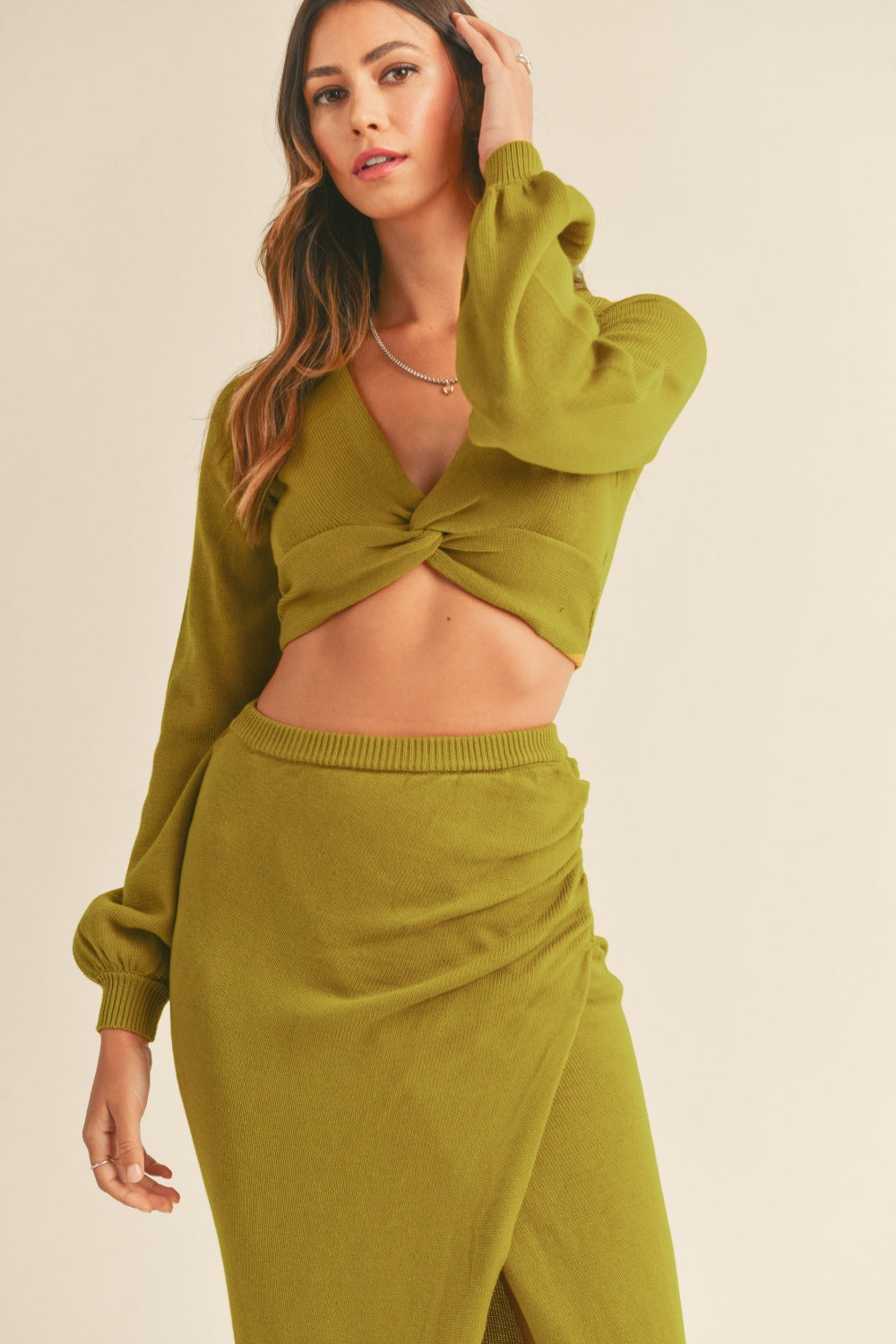 Set MABLE Front Twisted Knit Top and Midi Skirt Set